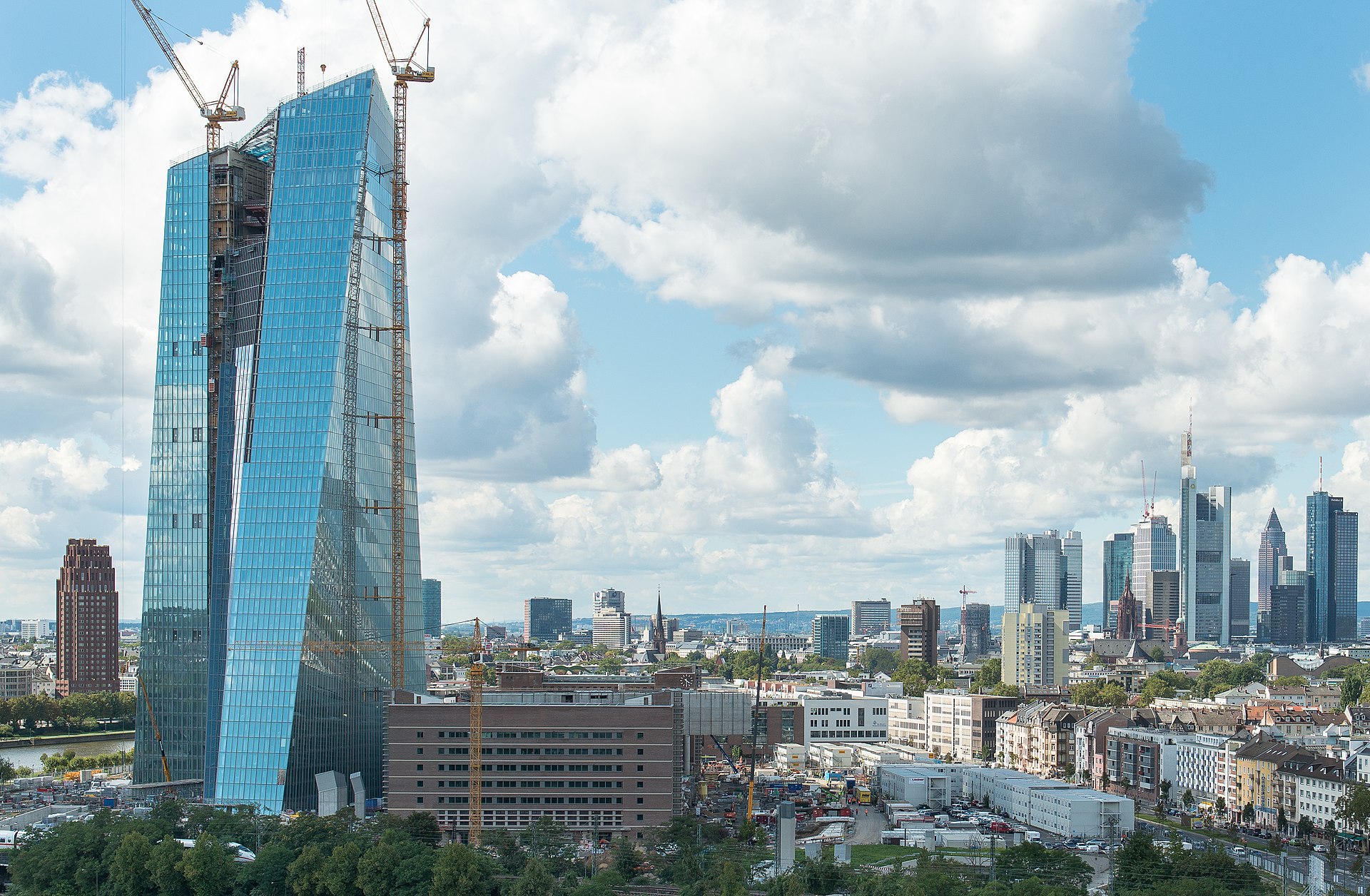 Инфлацијата во еврозоната се зголеми за 2,1% во август
