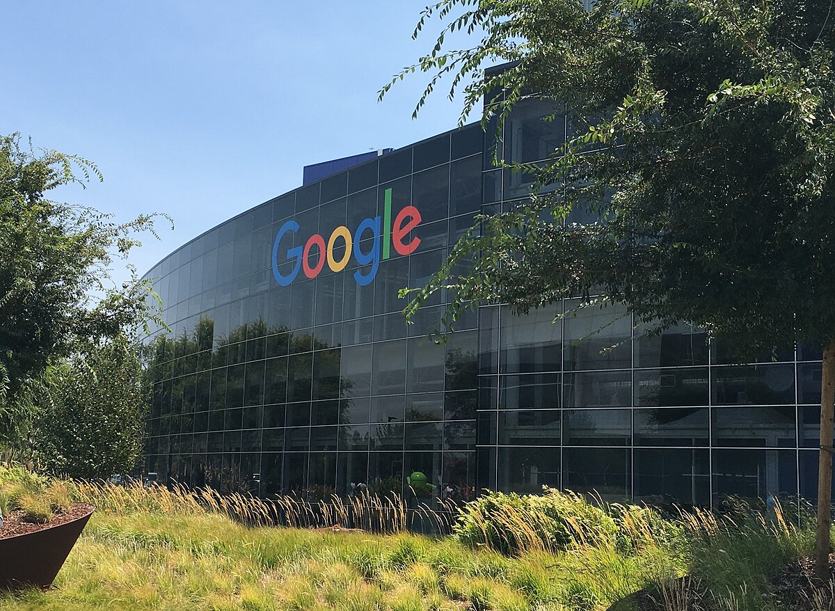 Американскиот суд донесе одлука Google да ги споделува податоците од пребарувањата со ривалите