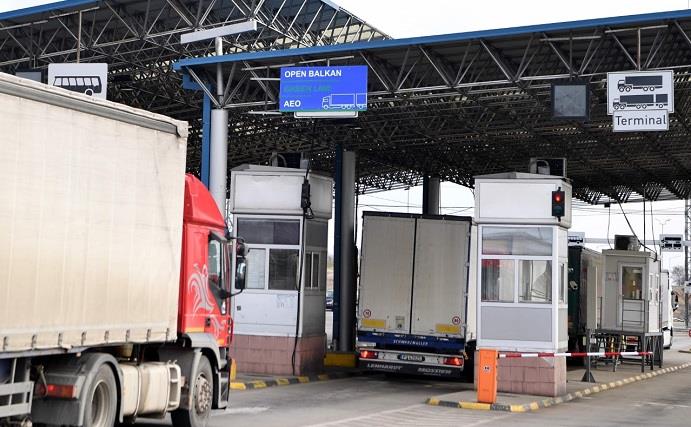 Македонија бележи раст на извозот од 3,2%, додека увозот е зголемен за 2,7% во првите седум месеци
