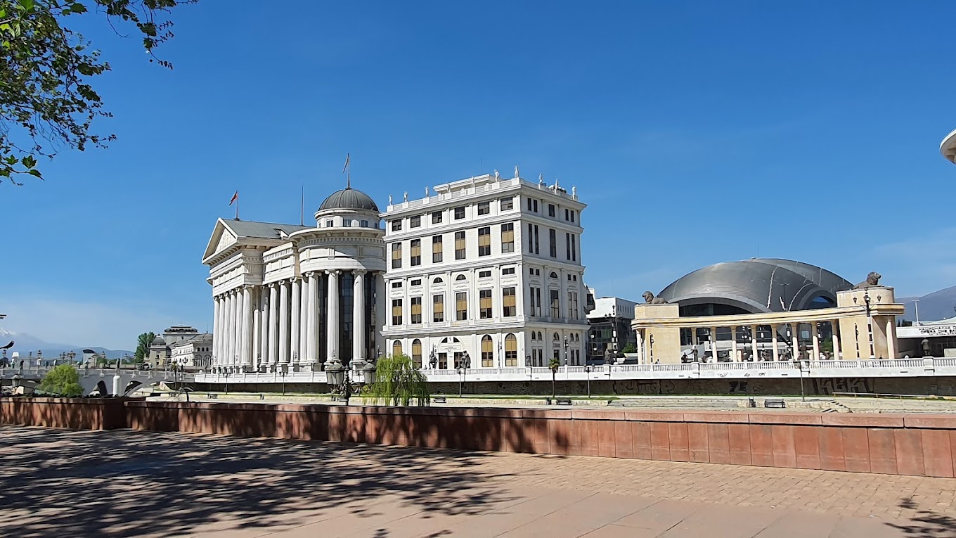 Тендерот со јавно наддавање за трет мобилен оператор е завршен, само еден понудувач