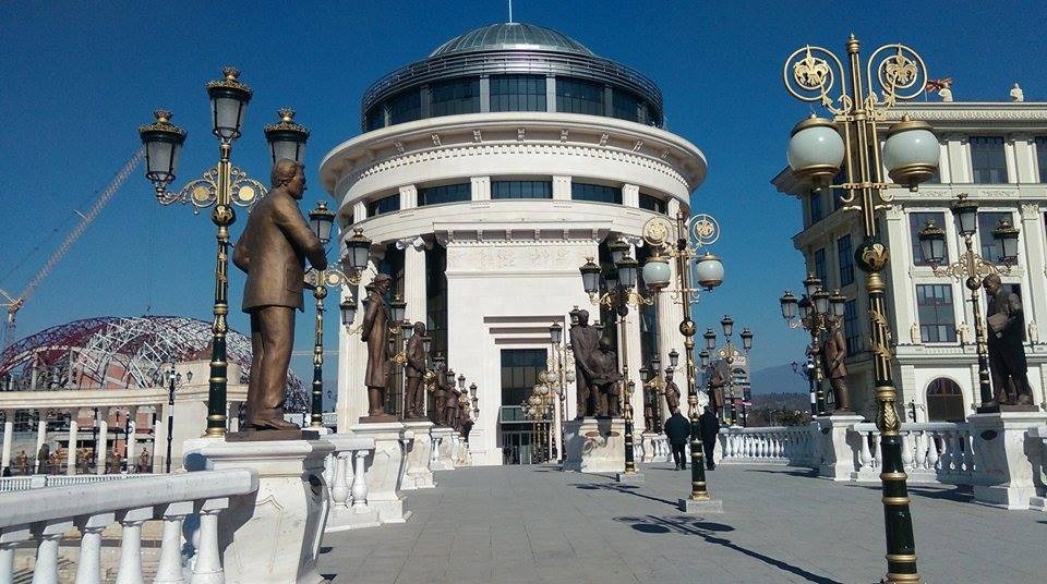 Јавно обвинителство: Тројца работници загинаа во тешка сообраќајна несреќа на експресниот пат Штип-Радовиш, истрагата е во тек